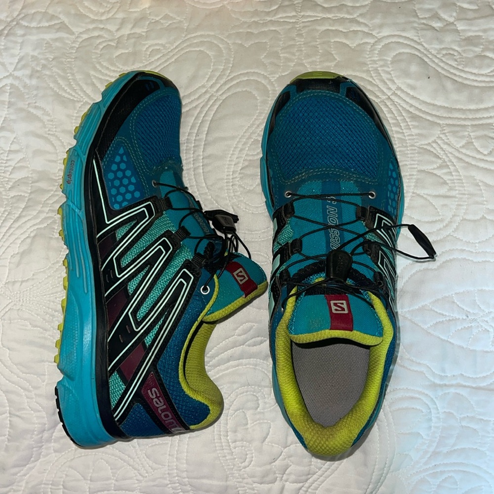 Women’s Salomon x-mission 3